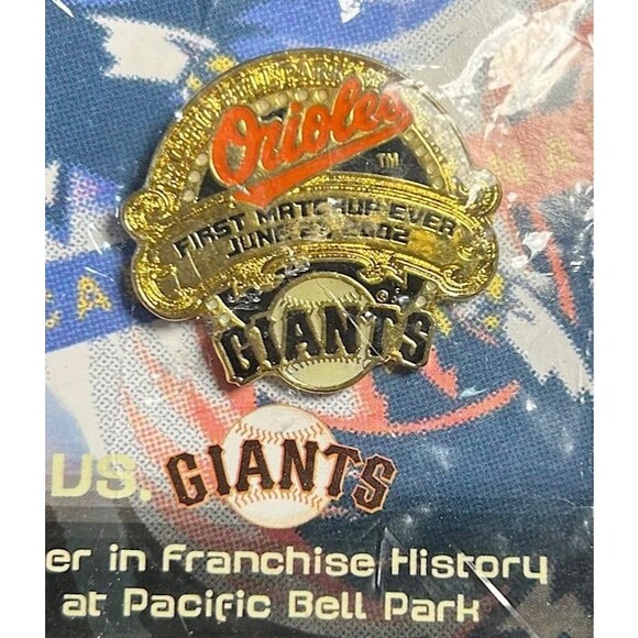 (2) 2002 San Francisco Giants interleague pins vs Balt Orioles + Tampa Bay NIP - Picture 3 of 4
